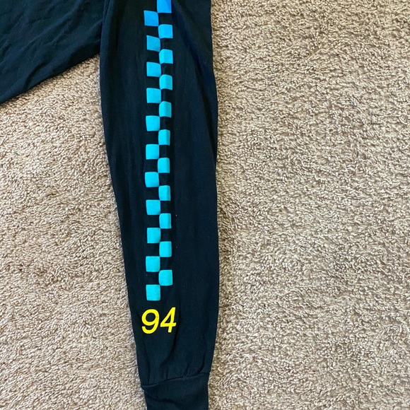 PLAYSTATION Long Sleeve - Picture 3 of 4
